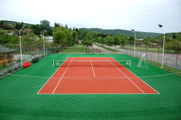 Teren de tenis de închiriat – Sport și distracție la Muse Country Club